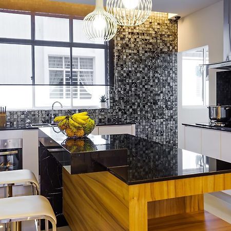 バトゥ フェリンギ シャムロック ビーチ ヴィラズ 12 バツーフェリンギビーチ 部屋 写真